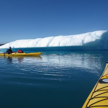 Hotel Narsaq Exteriör bild